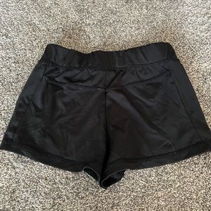 Hooters black shorts